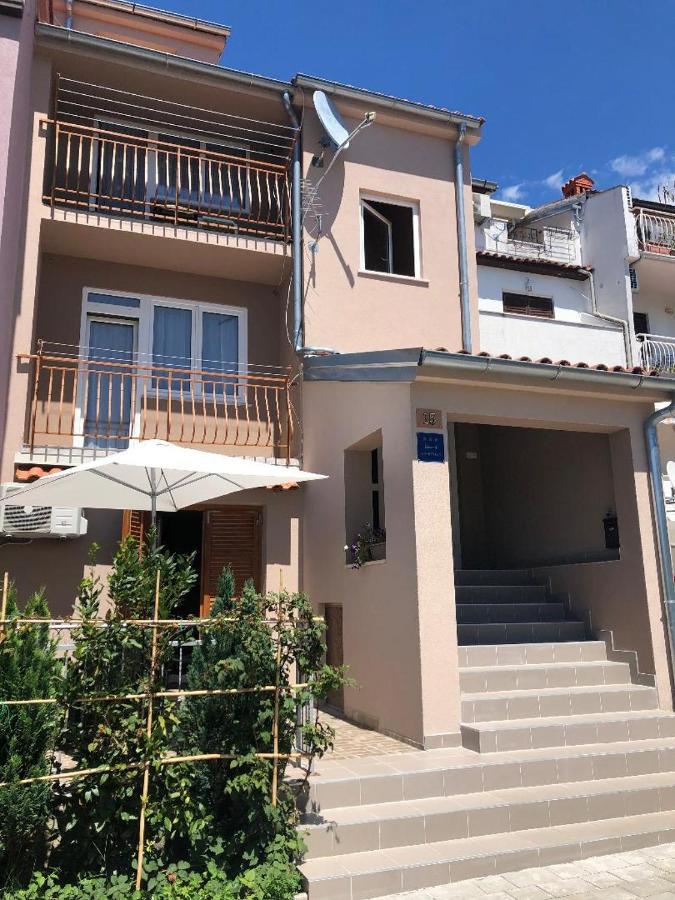 Apartment Green Πόρετς Εξωτερικό φωτογραφία